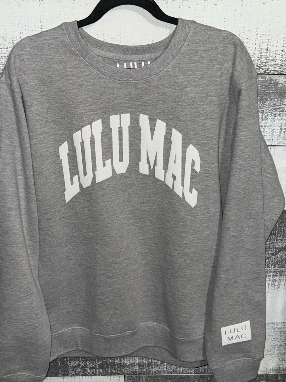 Woman’s sweatshirt - Picture 2 of 2